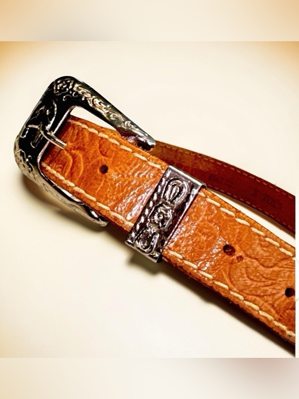 The Great NY Belt Company Western Leather Belt with Buckle. Tan, Silver. 32” - Picture 8 of 13